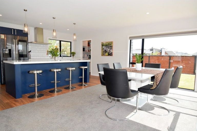 Photo of property in 77 Richfield Drive, Waikiwi, Invercargill, 9810