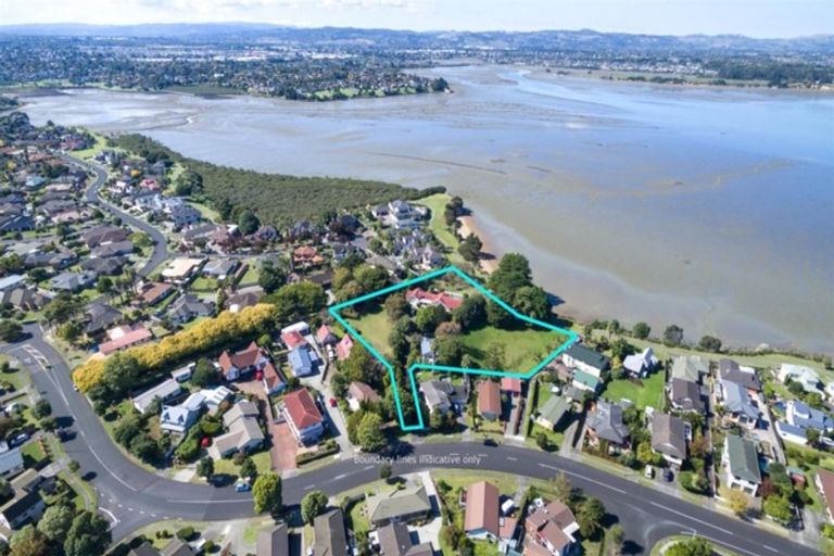 Photo of property in 14a Carnoustie Drive, Wattle Downs, Auckland, 2103