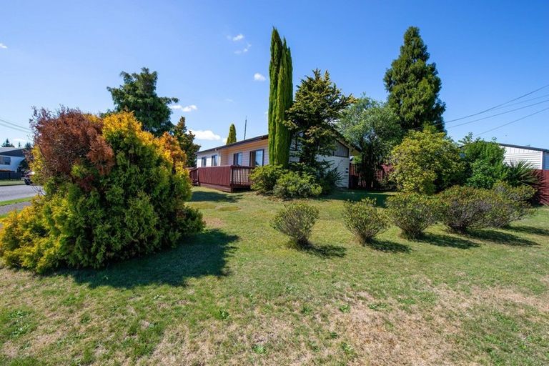Photo of property in 1 Deborah Place, Mangakakahi, Rotorua, 3015