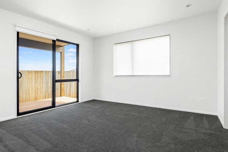Photo of property in 17 Whale Bay Rise, Gulf Harbour, Whangaparaoa, 0930