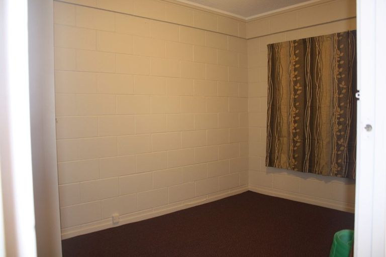 Photo of property in 6/48 Mcleod Road, Henderson, Auckland, 0612