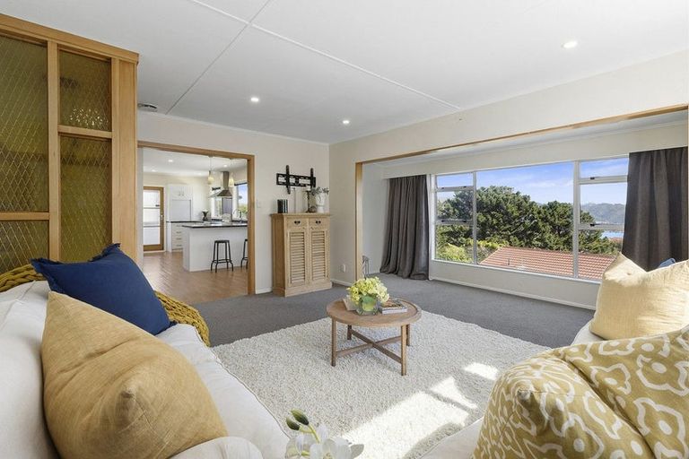 Photo of property in 146 Conclusion Street, Ascot Park, Porirua, 5024