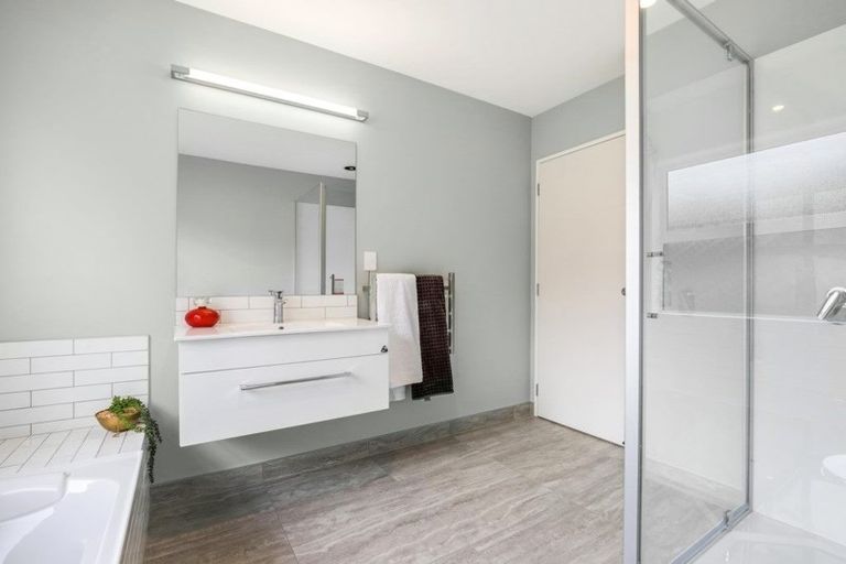 Photo of property in 3 Danden Way, Pukekohe, 2120