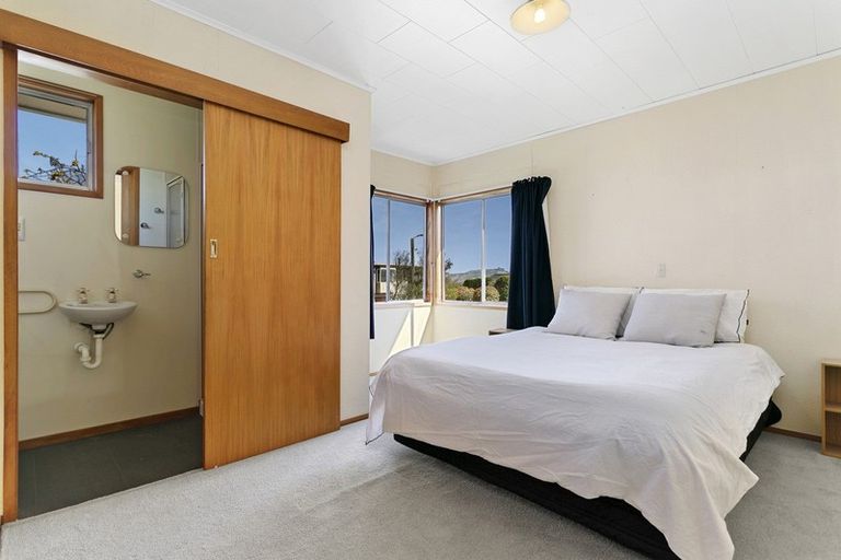 Photo of property in 8 Mccauley Grove, Hilltop, Taupo, 3330