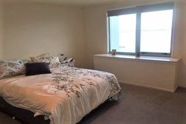 Photo of property in 12/72e Devonport Road, Tauranga, 3110