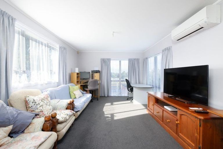 Photo of property in 245 Weymouth Road, Manurewa, Auckland, 2102
