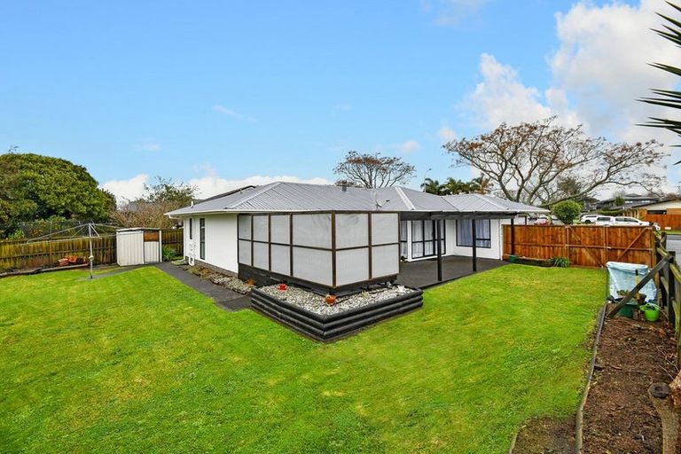 Photo of property in 187 Walter Strevens Drive, Conifer Grove, Takanini, 2112