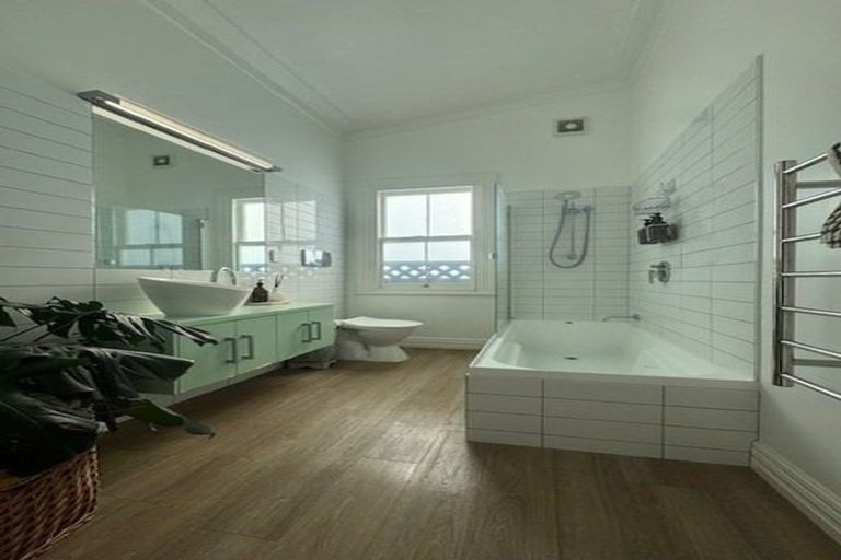 Photo of property in 9 Hall Street, Napier South, Napier, 4110