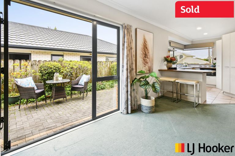 Photo of property in 2a Dan Bryant Place, Pukekohe, 2120