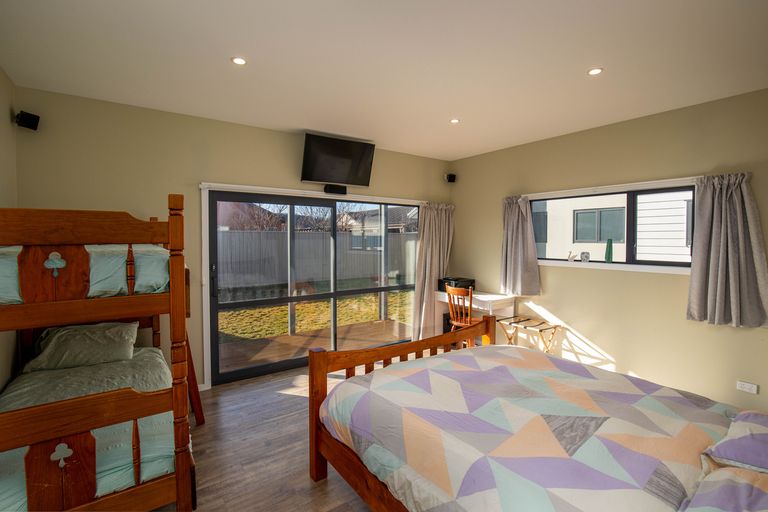 Photo of property in 12 Annan Street, Clyde, 9330