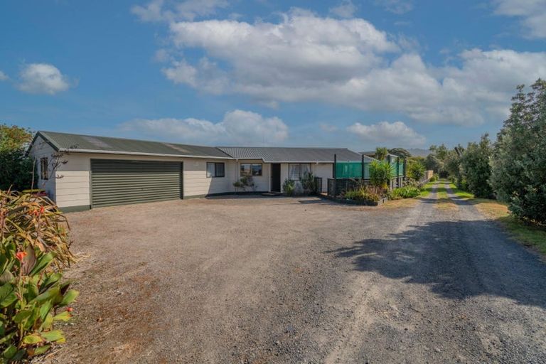 Photo of property in 14 Hanlen Avenue, Waihi Beach, 3611