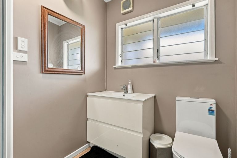 Photo of property in 2 Kelgary Place, Wellsford, 0900