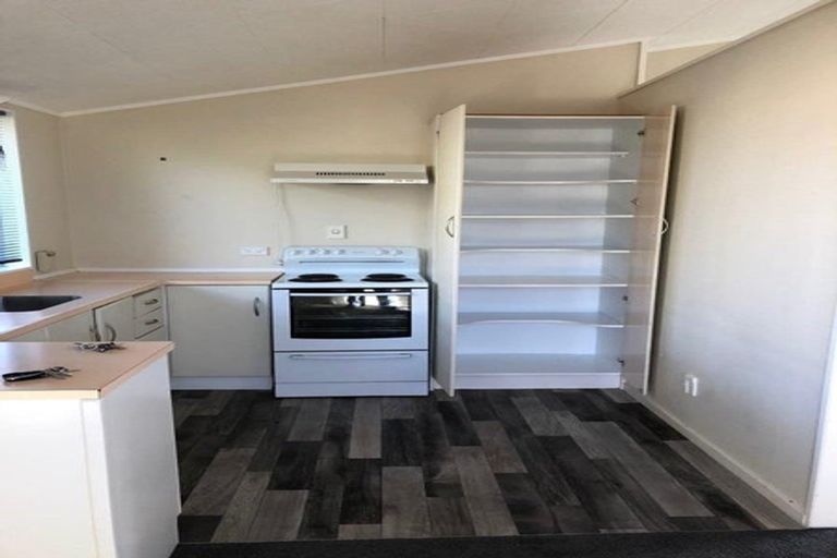 Photo of property in 15 Dalwood Grove, Highbury, Palmerston North, 4412