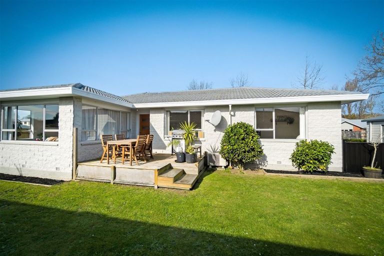 Photo of property in 59 Halswell Junction Road, Halswell, Christchurch, 8025