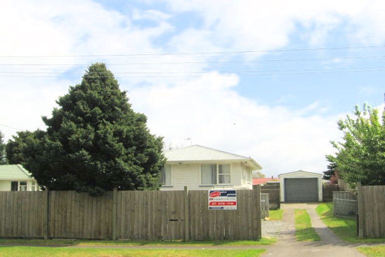 Photo of property in 22 Tawa Street, Hilltop, Taupo, 3330