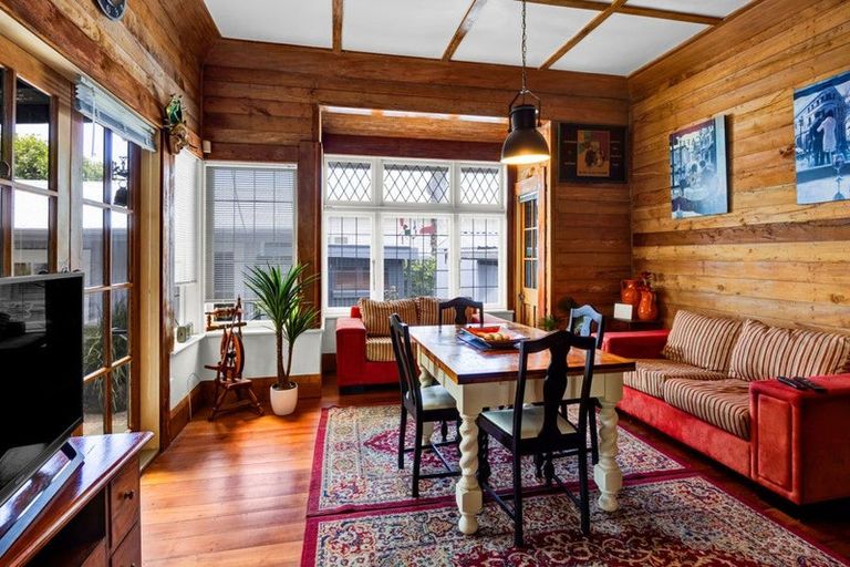 Photo of property in 13 Albion Street, Hawera, 4610