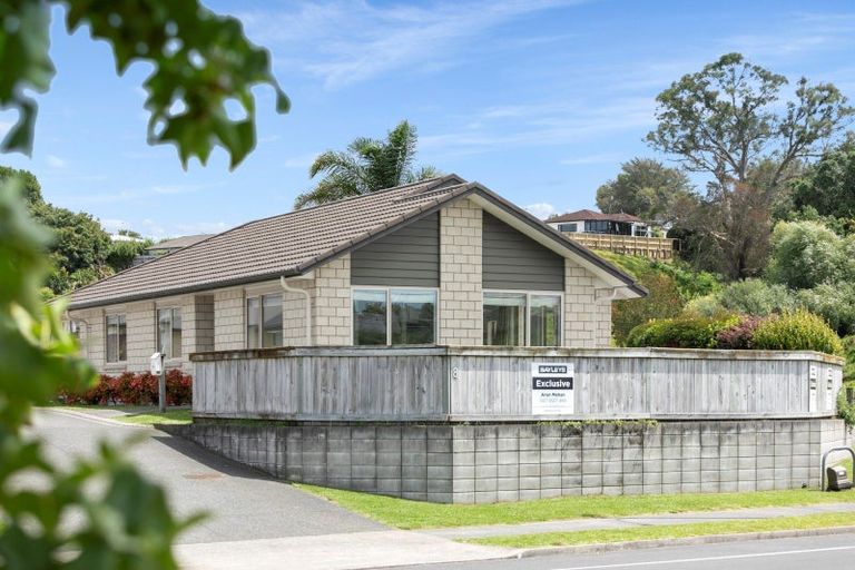 Photo of property in 8a Cannell Farm Drive, Te Puke, 3119
