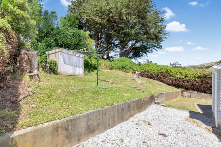 Photo of property in 96 Hampshire Street, Cannons Creek, Porirua, 5024