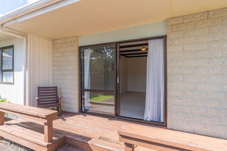 Photo of property in 101 Norfolk Crescent, Otaki Beach, Otaki, 5512
