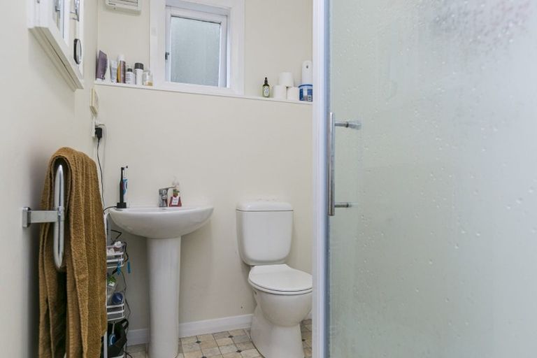 Photo of property in 38 Ribble Street, Island Bay, Wellington, 6023