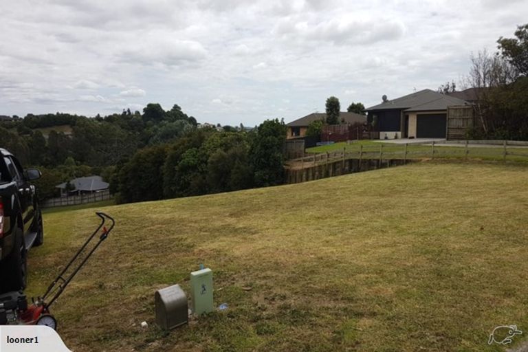 Photo of property in 86 Oteki Park Drive, Welcome Bay, Tauranga, 3112