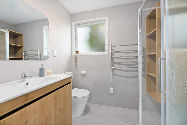 Photo of property in 31 Glenbervie Crescent, Massey, Auckland, 0614