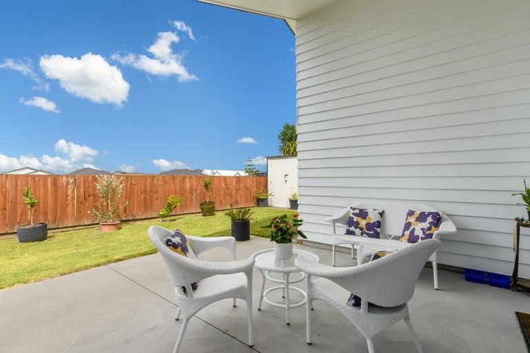 Photo of property in 3 Ponga Place, Papamoa Beach, Papamoa, 3118