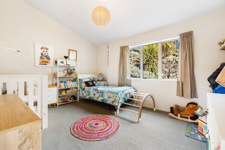 Photo of property in 16 Athenry Road, Bridge Hill, Alexandra, 9320