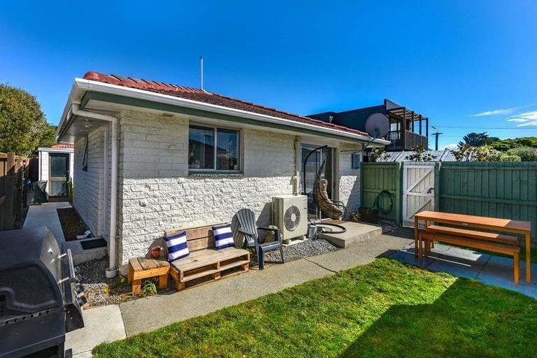 Photo of property in 4/161 Marine Parade, New Brighton, Christchurch, 8083