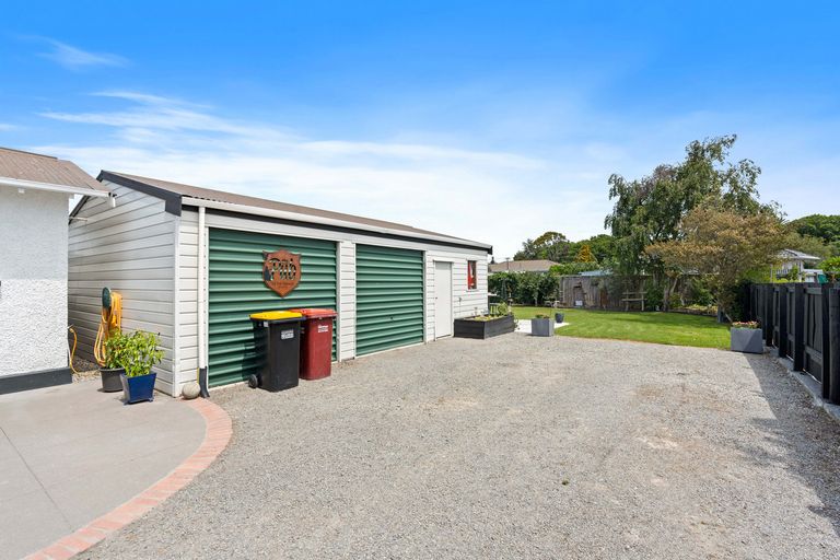 Photo of property in 15 Cambridge Terrace, Masterton, 5810