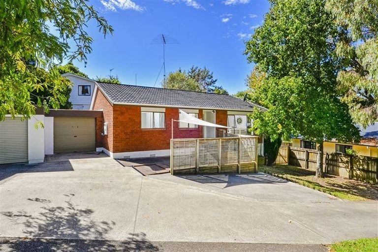 Photo of property in 1/78 Oaktree Avenue, Browns Bay, Auckland, 0630