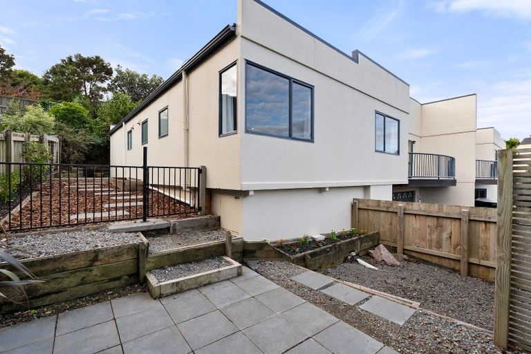 Photo of property in 7 Joseph Banks Drive, Whitby, Porirua, 5024