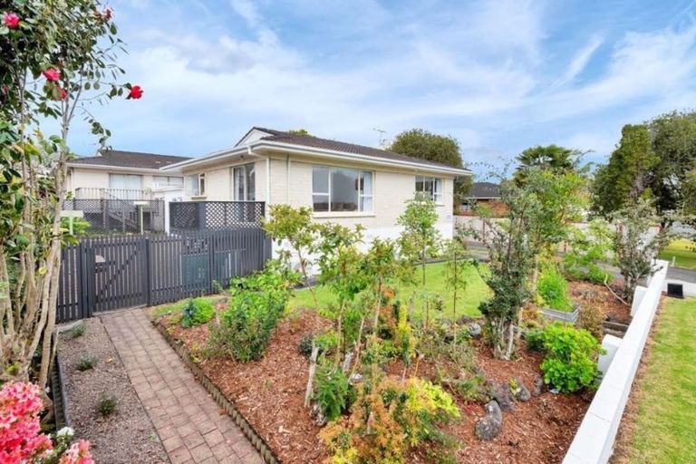 Photo of property in 1/14 Taonui Street, Rosehill, Papakura, 2113