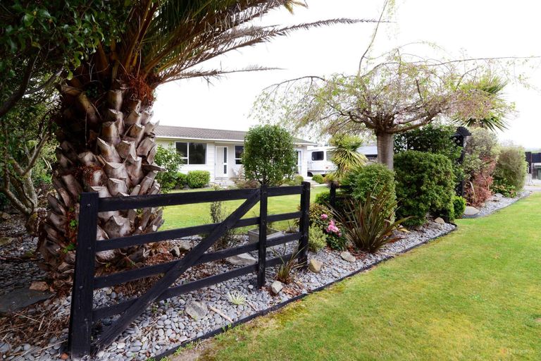 Photo of property in 195 Queen Street, Waimate, 7924