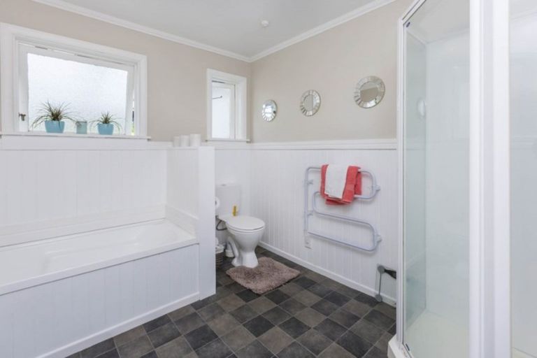 Photo of property in 58 Akatarawa Road, Brown Owl, Upper Hutt, 5018