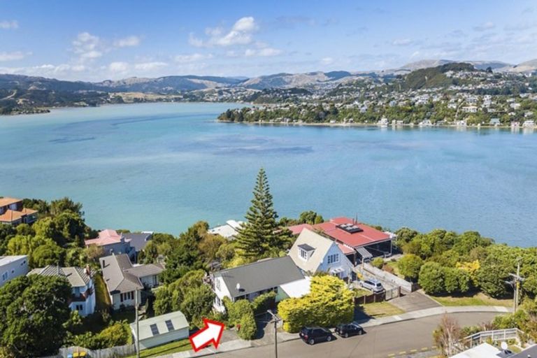 Photo of property in 30 Mana View Road, Paremata, Porirua, 5026
