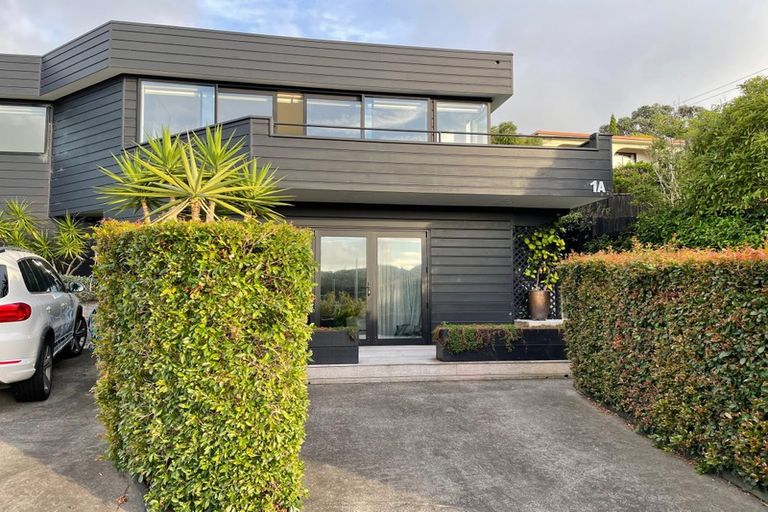 Photo of property in 2/1 Commodore Parry Road, Castor Bay, Auckland, 0620