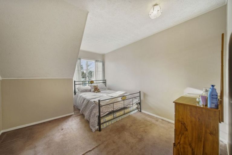 Photo of property in 8 Evanda Crescent, Conifer Grove, Takanini, 2112