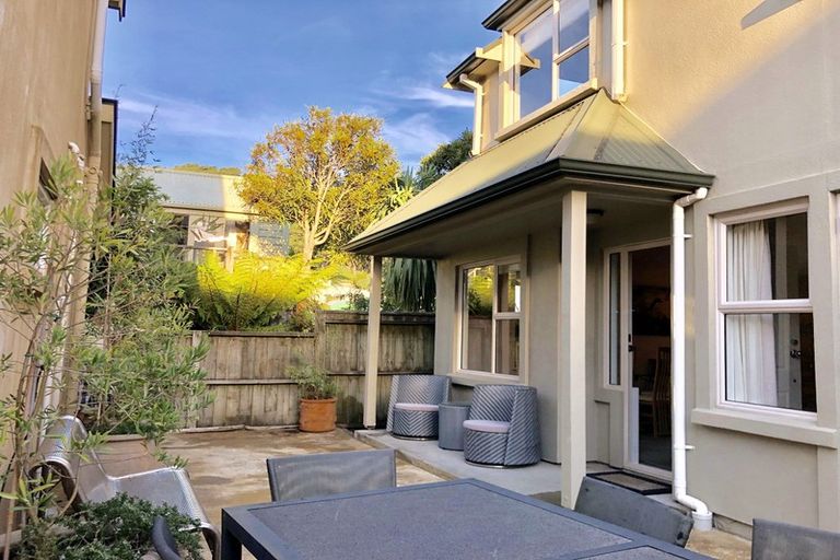 Photo of property in 3/60 Pirie Street, Mount Victoria, Wellington, 6011