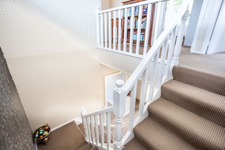 Photo of property in 126 Jeffreys Road, Strowan, Christchurch, 8052