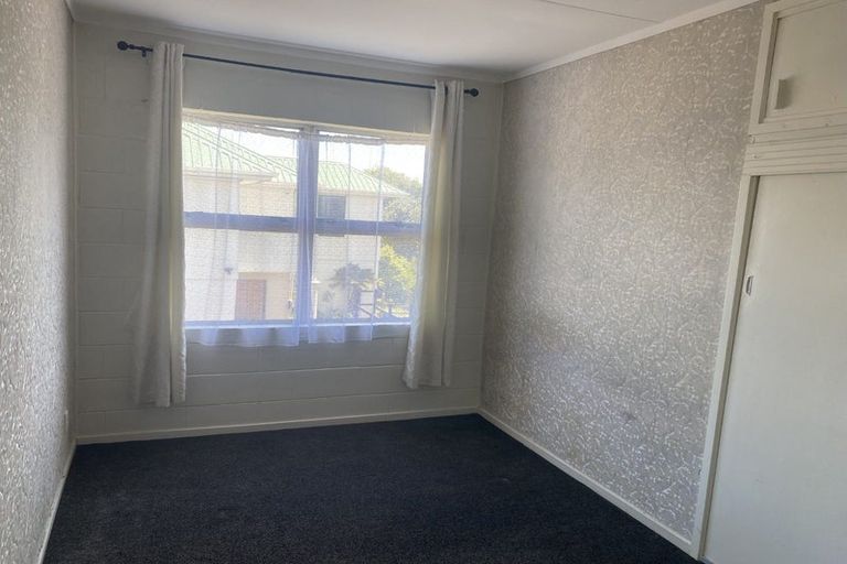 Photo of property in 2 Tennessee Avenue, Mangere East, Auckland, 2024
