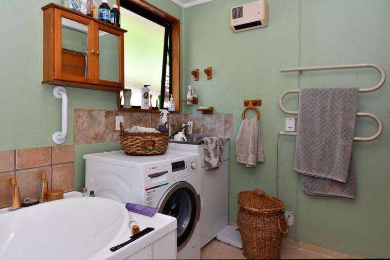 Photo of property in 40 Falcon Street, Palmerston, 9430