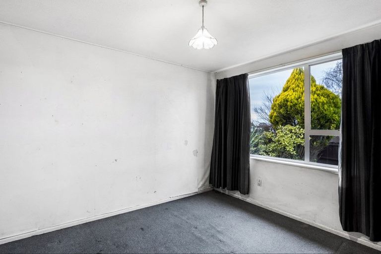 Photo of property in 1/45 Oldwood Street, Bishopdale, Christchurch, 8053