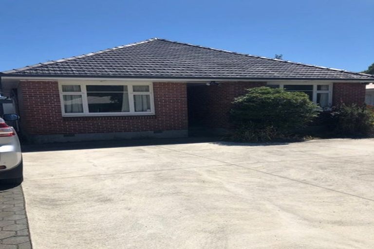 Photo of property in 3 Milnebank Street, Upper Riccarton, Christchurch, 8041
