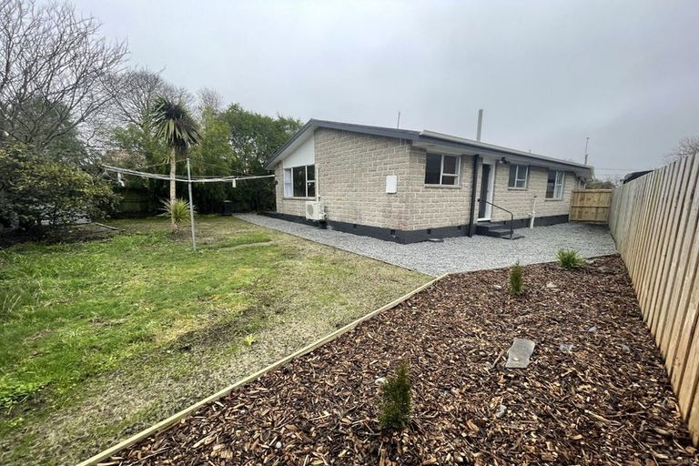 Photo of property in 2/572 Pages Road, Bexley, Christchurch, 8061