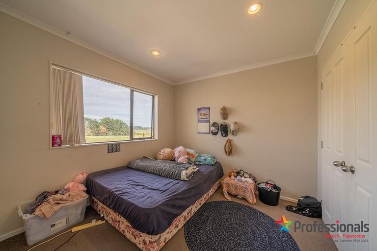 Photo of property in 38 Crossandra Drive, Mangere, Auckland, 2022