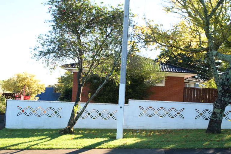 Photo of property in 19 Rodney Street, Howick, Auckland, 2014