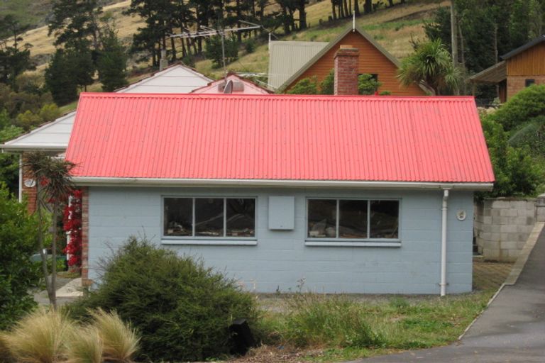 Photo of property in 18 Bridle Path Road, Heathcote Valley, Christchurch, 8022