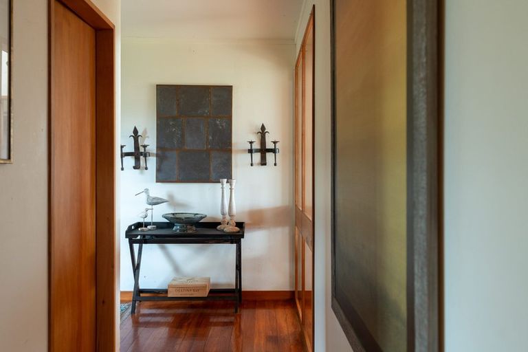 Photo of property in 41 Field Way, Waikanae Beach, Waikanae, 5036