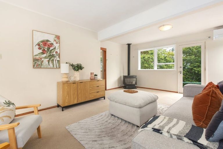 Photo of property in 66 Seddon Street, Waikanae, 5036